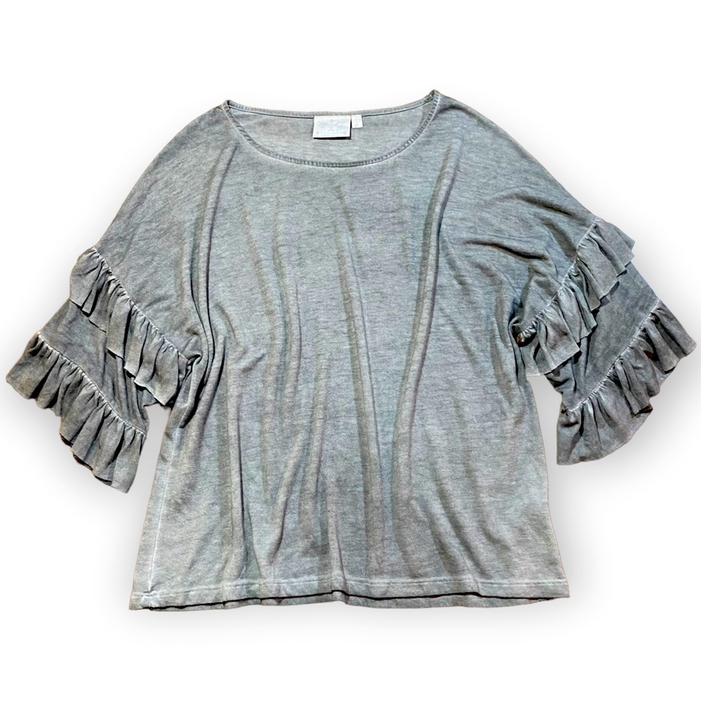 2for$30 NWOT Danielle Grey Distressed Statement Ruffle Sleeve TShirt Size Medium